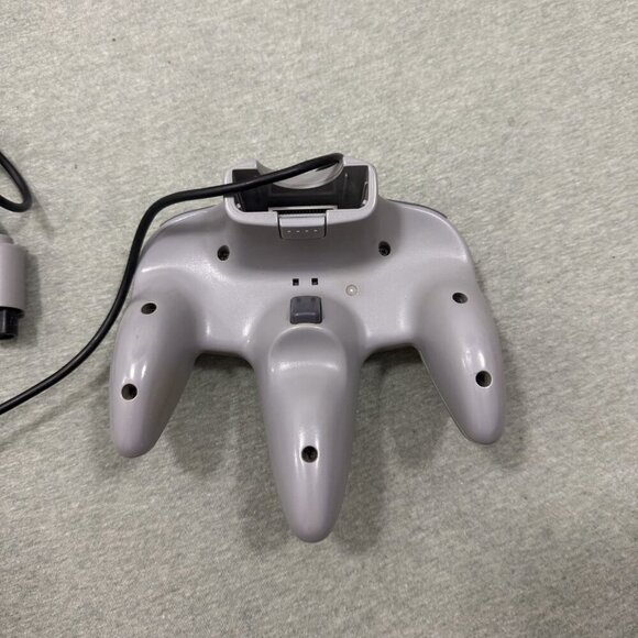 Official Nintendo 64 Controller Gray OEM TESTED - Picture 5 of 8